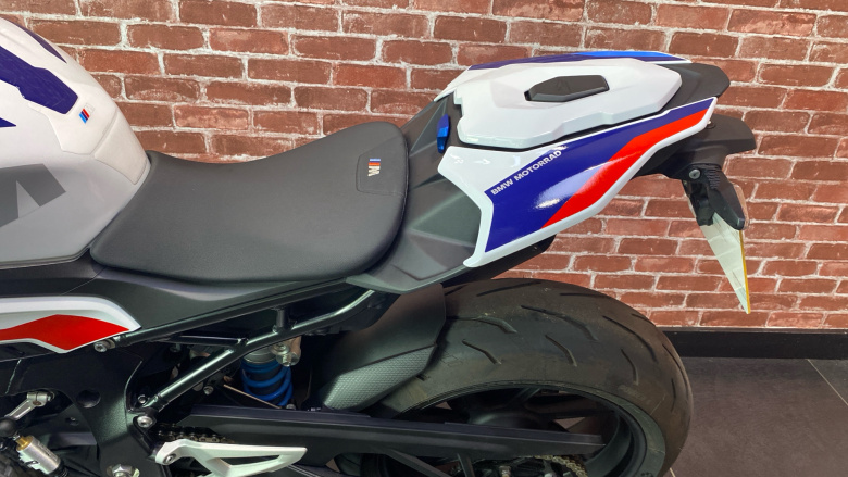 (23MY) BMW M1000 R